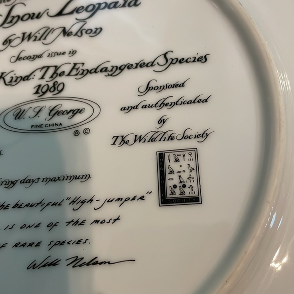 The Snow Leopard Will Nelson Vintage Last of Their Kind Endangered Species Plate - Picture 13 of 13